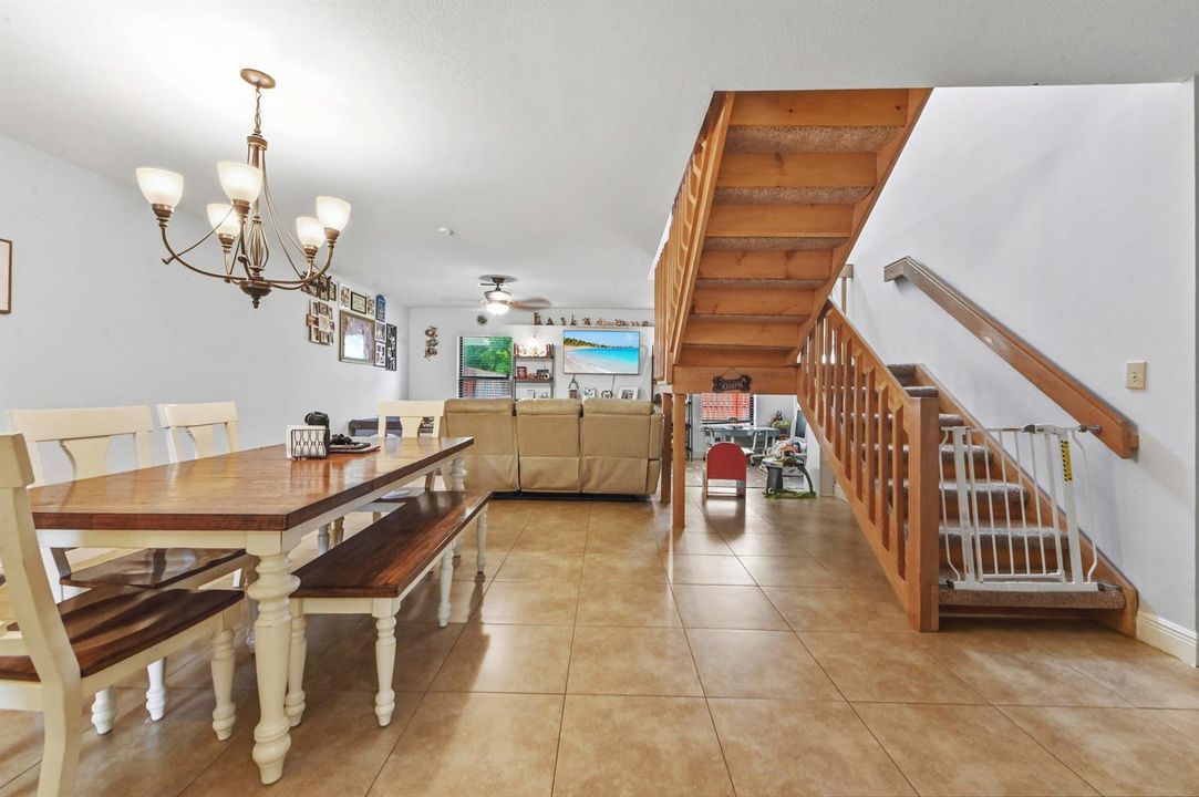 17 Dining area 01