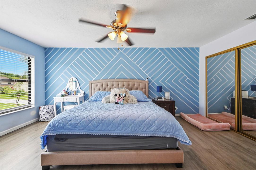 29 Bedroom 02