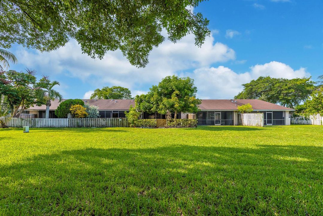 1013NW53rdStDeerfieldBeach-26