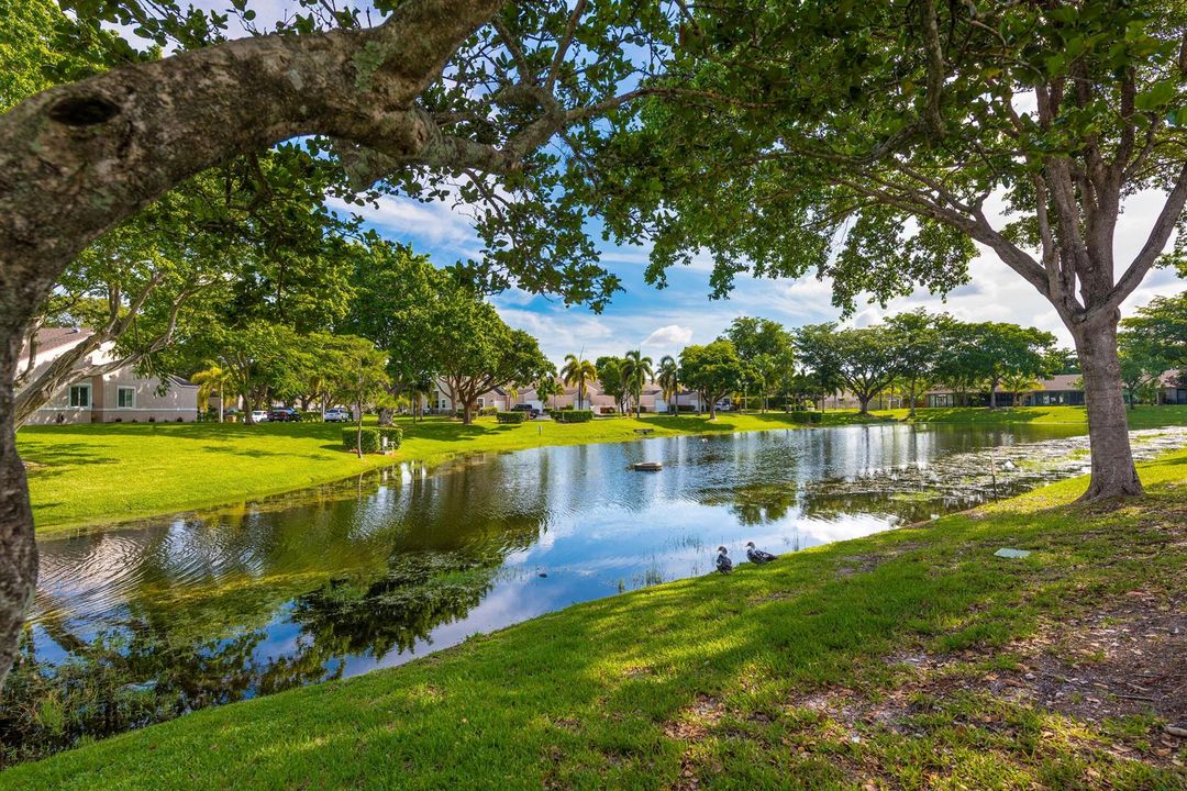 1013NW53rdStDeerfieldBeach-37