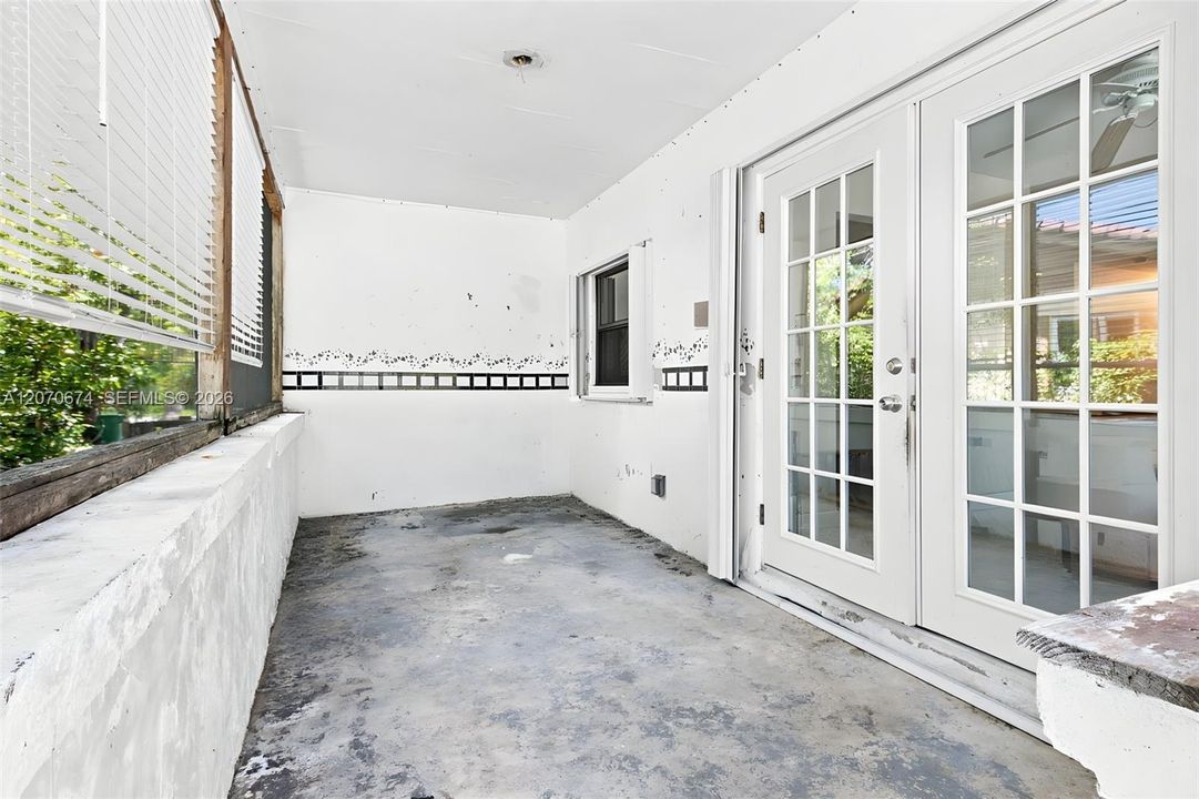 For Sale: $515,000 (3 beds, 2 baths, 1454 Square Feet)