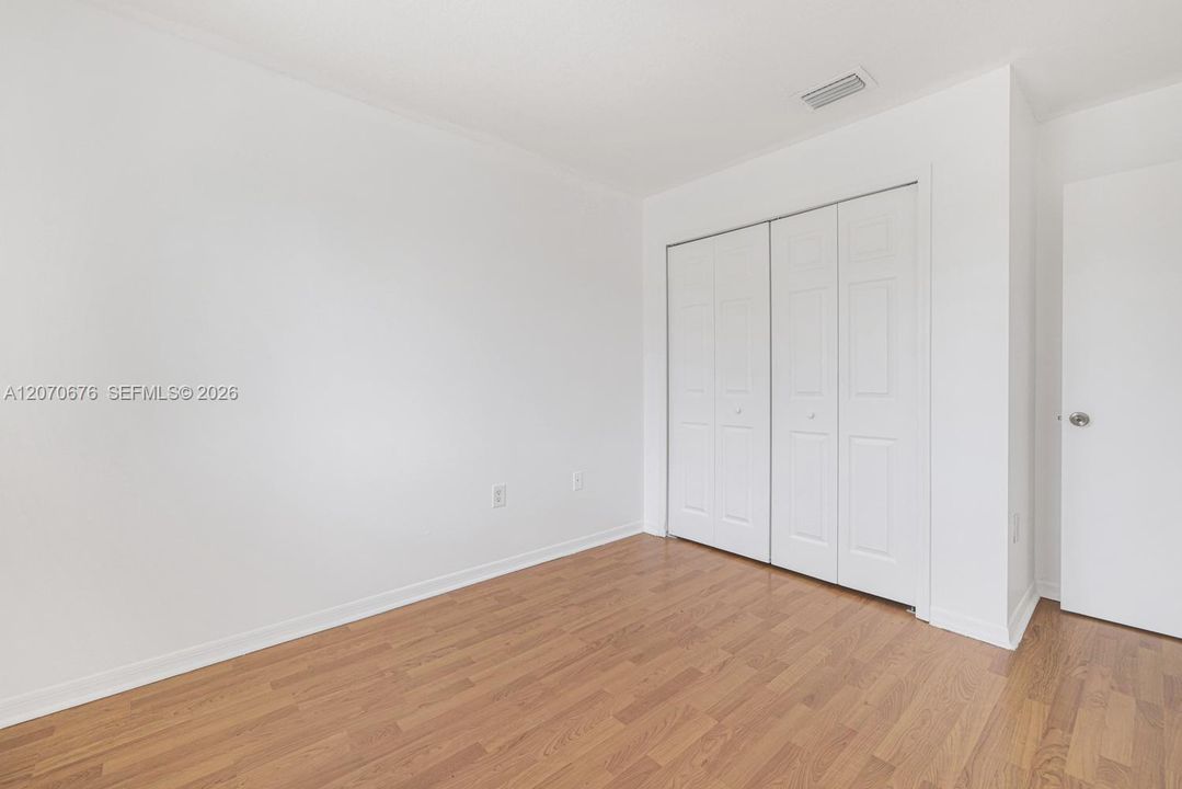 En Venta: $285,000 (3 camas, 2 baños, 1509 Pies cuadrados)