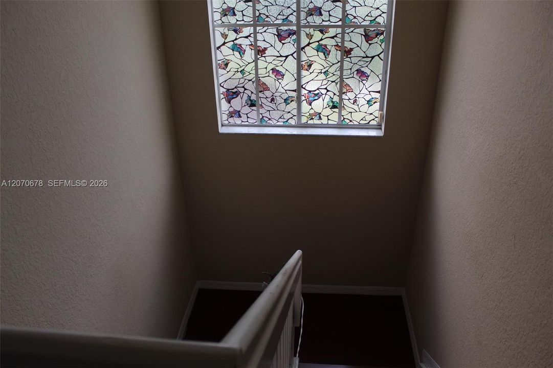 For Rent: $4,600 (5 beds, 3 baths, 2174 Square Feet)
