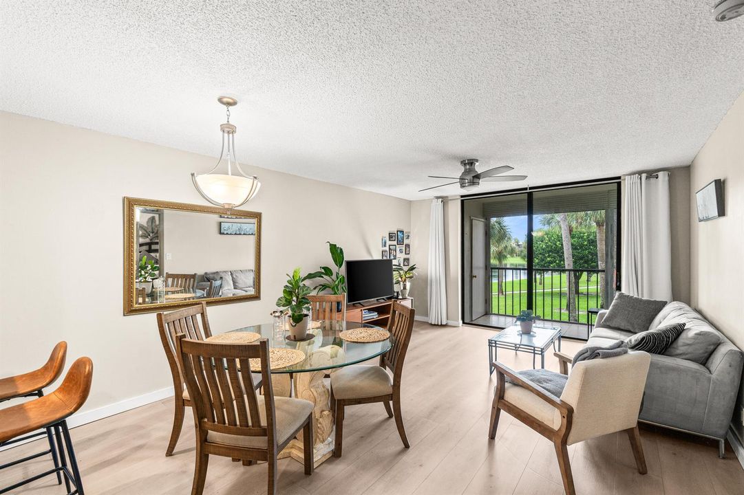 006-5370LasVerdesCircle-209-DelrayBeach-