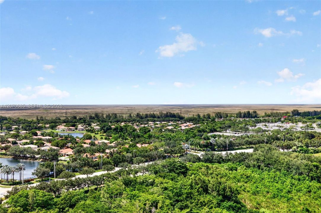 En Venta: $785,000 (3 camas, 3 baños, 1384 Pies cuadrados)