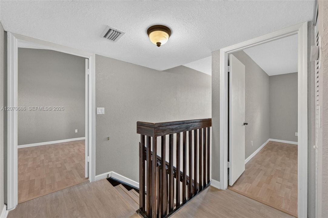 For Rent: $3,500 (3 beds, 3 baths, 1691 Square Feet)