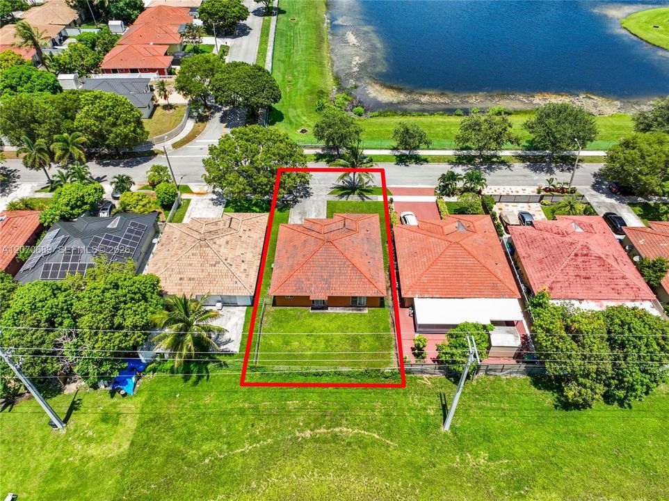 For Sale: $435,000 (3 beds, 2 baths, 1358 Square Feet)