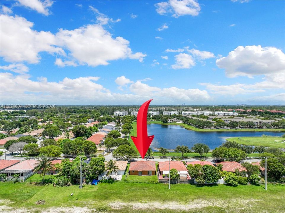 For Sale: $435,000 (3 beds, 2 baths, 1358 Square Feet)
