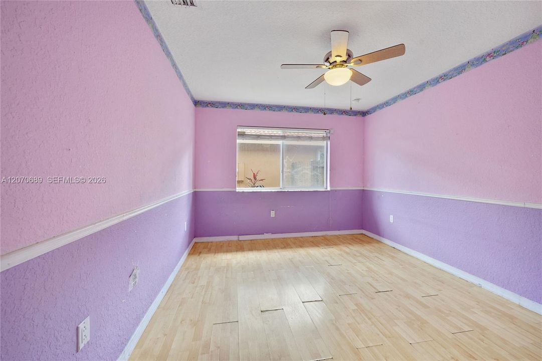 For Sale: $435,000 (3 beds, 2 baths, 1358 Square Feet)