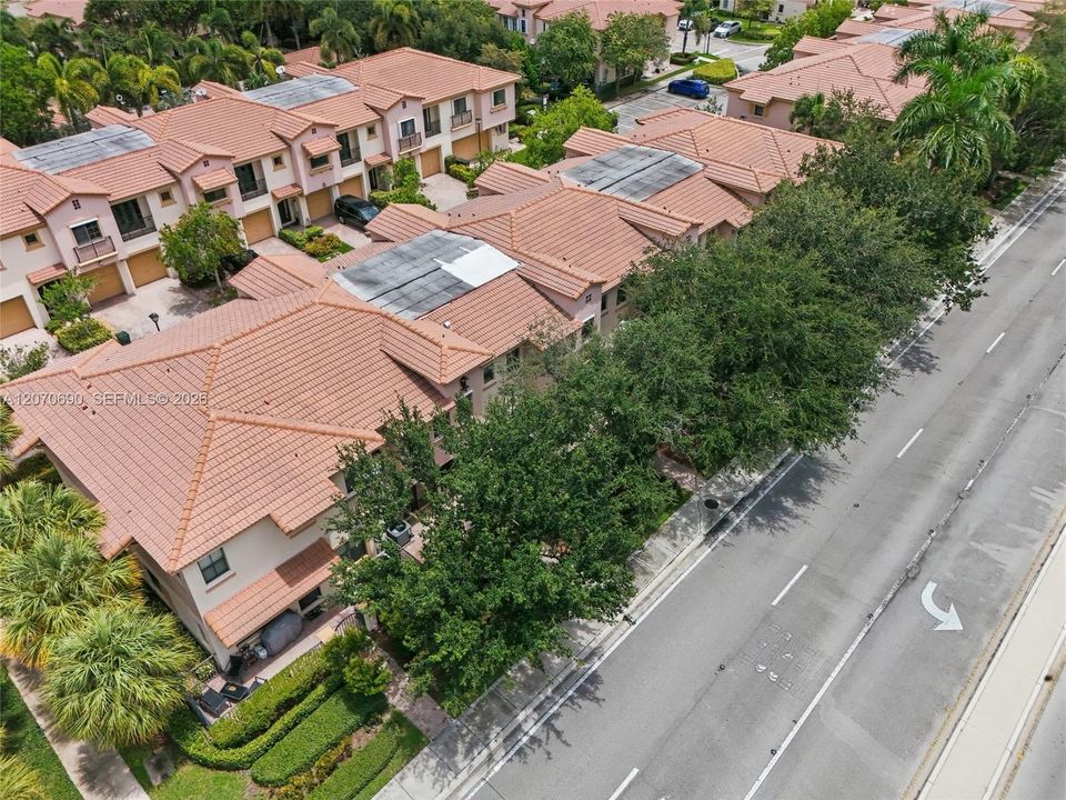 For Sale: $485,000 (3 beds, 2 baths, 1935 Square Feet)
