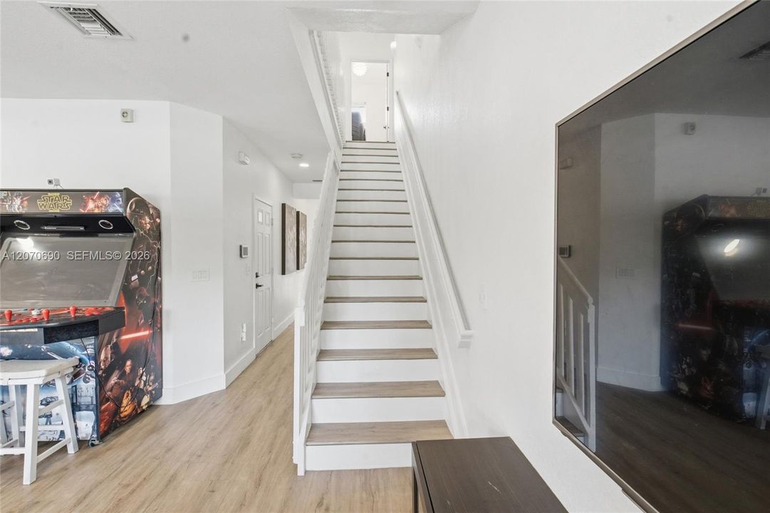 For Sale: $485,000 (3 beds, 2 baths, 1935 Square Feet)