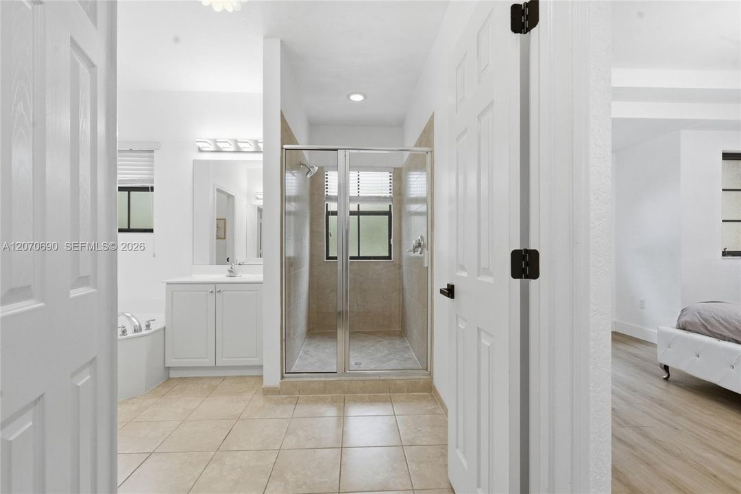 For Sale: $485,000 (3 beds, 2 baths, 1935 Square Feet)