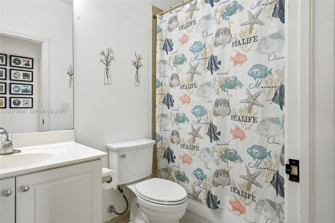 For Sale: $485,000 (3 beds, 2 baths, 1935 Square Feet)
