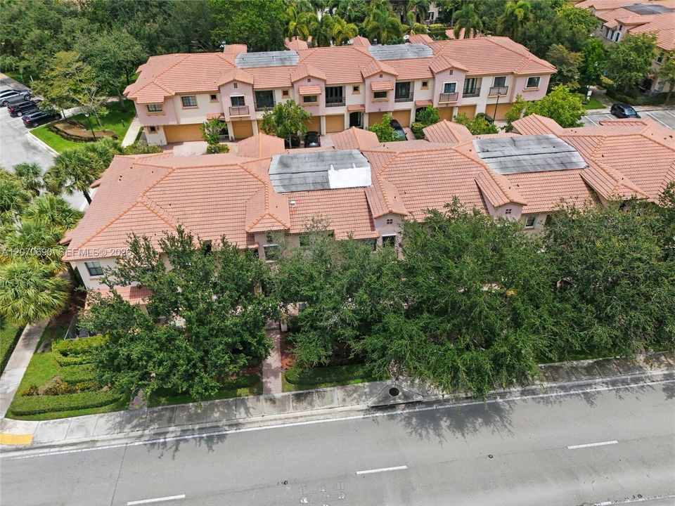 For Sale: $485,000 (3 beds, 2 baths, 1935 Square Feet)