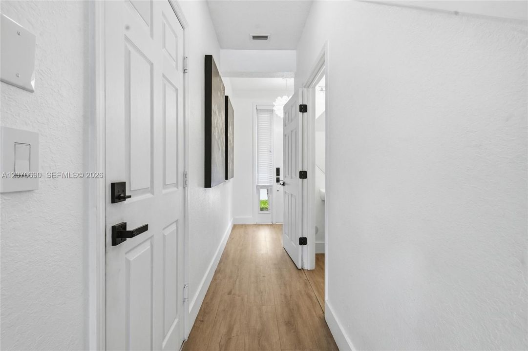 For Sale: $485,000 (3 beds, 2 baths, 1935 Square Feet)
