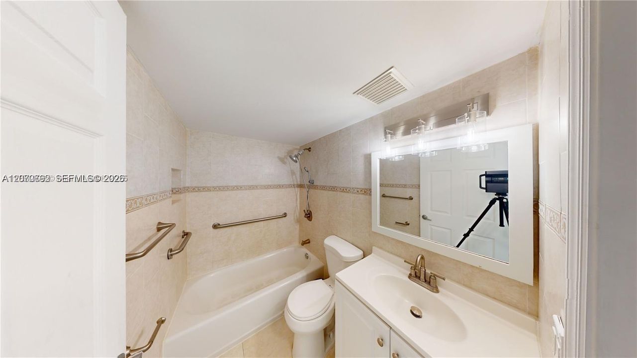 В аренду: $2,250 (2 спален, 1 ванн, 789 Квадратных фут)