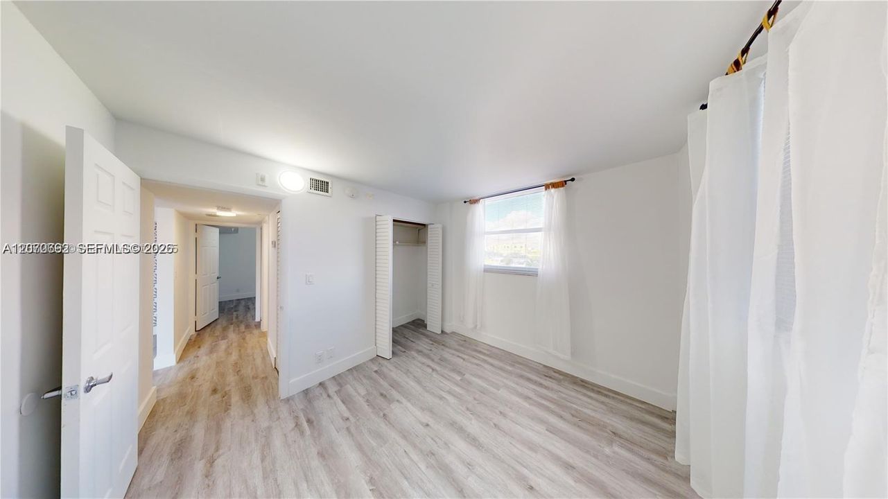 В аренду: $2,250 (2 спален, 1 ванн, 789 Квадратных фут)