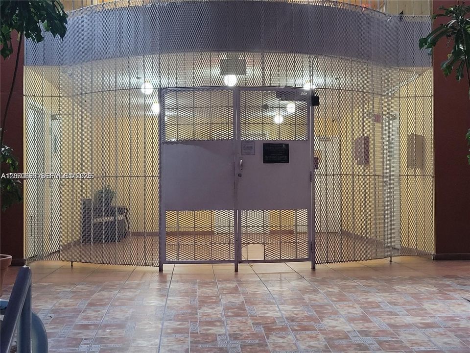 В аренду: $2,250 (2 спален, 1 ванн, 789 Квадратных фут)