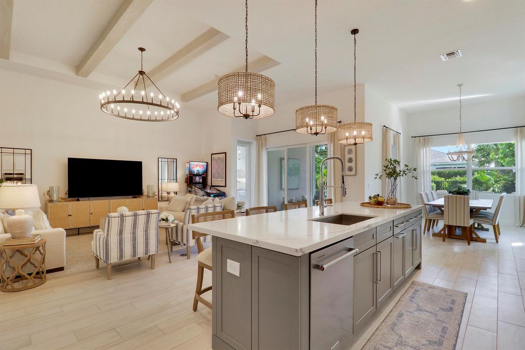 kitchen/living