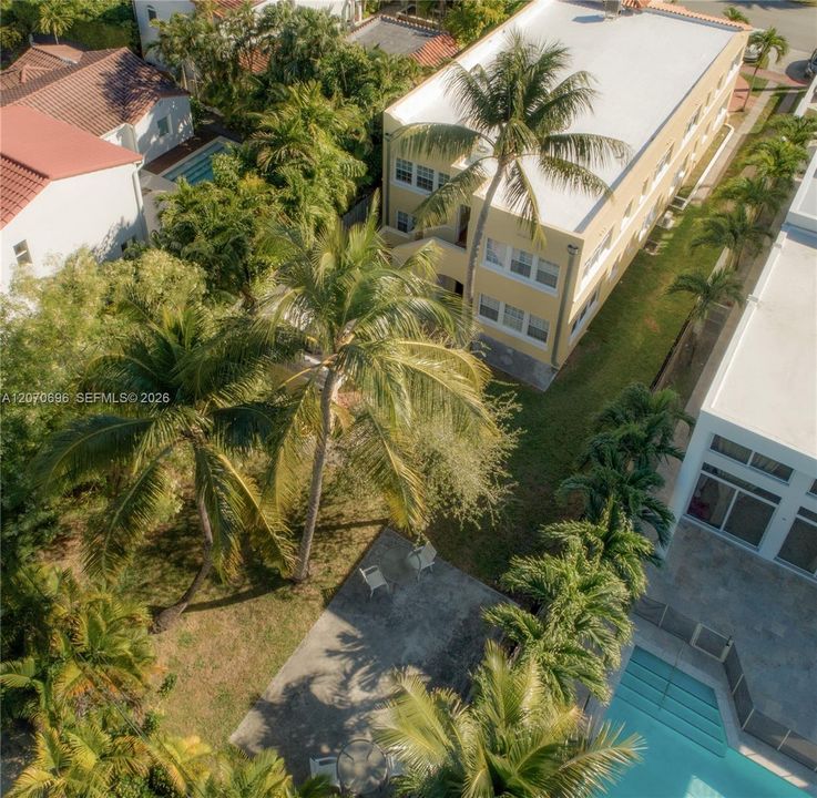 For Rent: $2,200 (1 beds, 1 baths, 500 Square Feet)