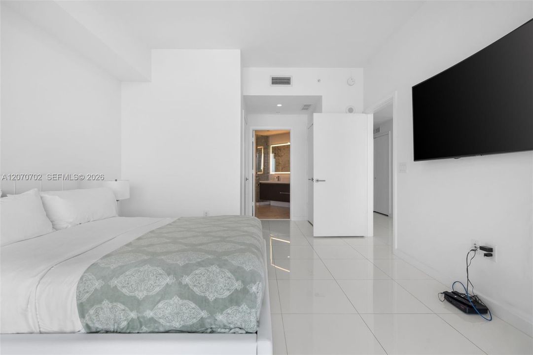 En Venta: $650,000 (1 camas, 2 baños, 1185 Pies cuadrados)