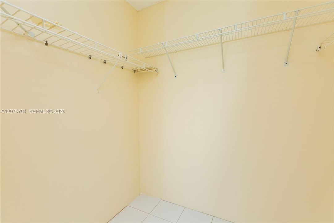2ND LARGE WALK IN CLOSET