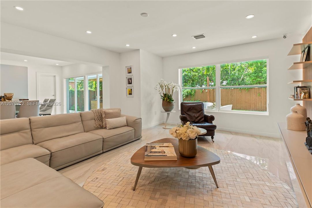 For Sale: $1,650,000 (3 beds, 4 baths, 2093 Square Feet)