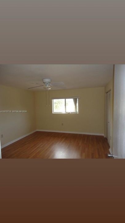 For Rent: $2,200 (2 beds, 1 baths, 1130 Square Feet)