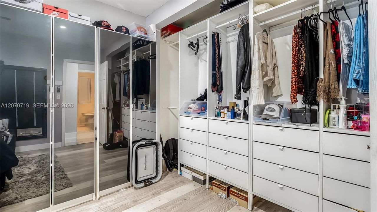 Недавно арендовано: $3,500 (3 спален, 1 ванн, 1426 Квадратных фут)