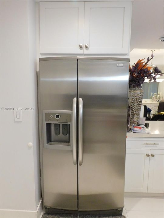 For Rent: $3,750 (3 beds, 2 baths, 1718 Square Feet)