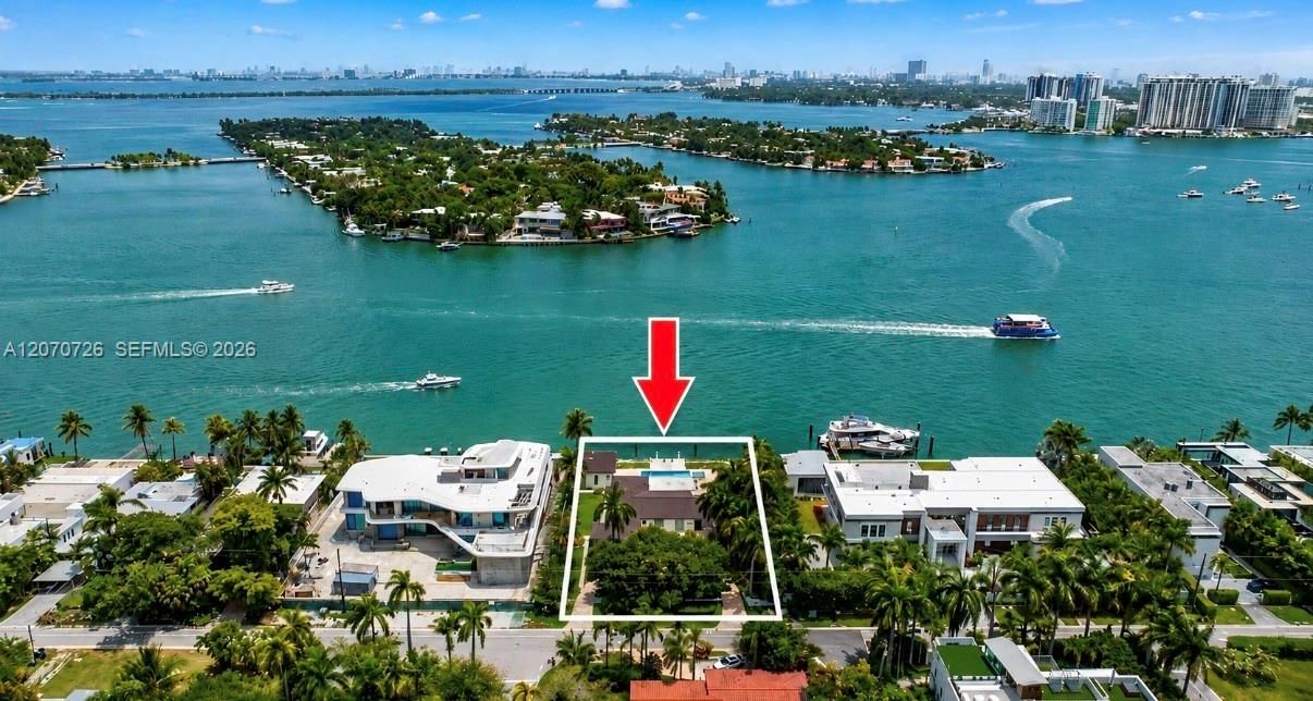 En Venta: $24,000,000 (4 camas, 3 baños, 4097 Pies cuadrados)