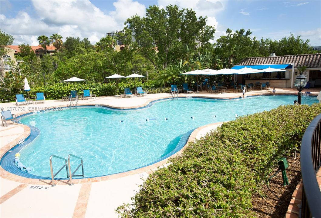 For Sale: $499,000 (2 beds, 2 baths, 1300 Square Feet)