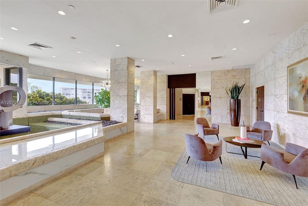 For Sale: $499,000 (2 beds, 2 baths, 1300 Square Feet)