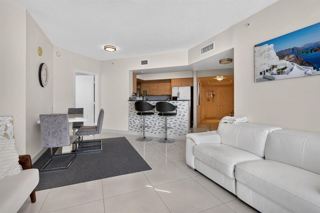 Living Room (1)