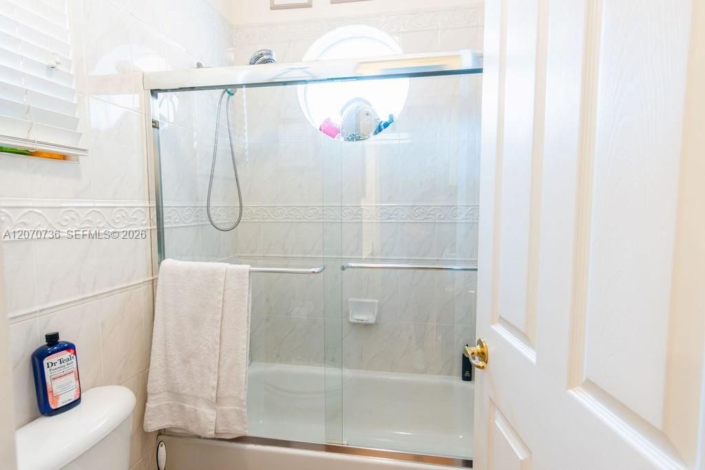 For Sale: $1,450,000 (5 beds, 4 baths, 3346 Square Feet)