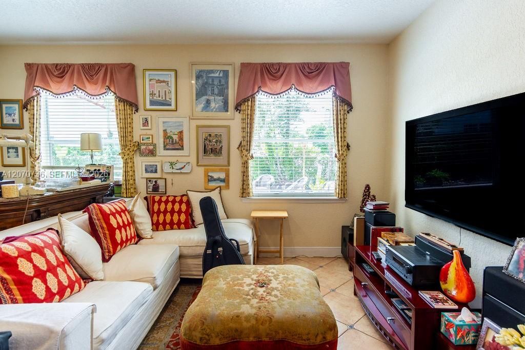 For Sale: $1,450,000 (5 beds, 4 baths, 3346 Square Feet)