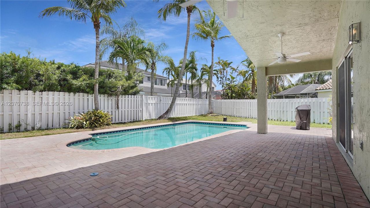 For Sale: $888,000 (4 beds, 2 baths, 2055 Square Feet)