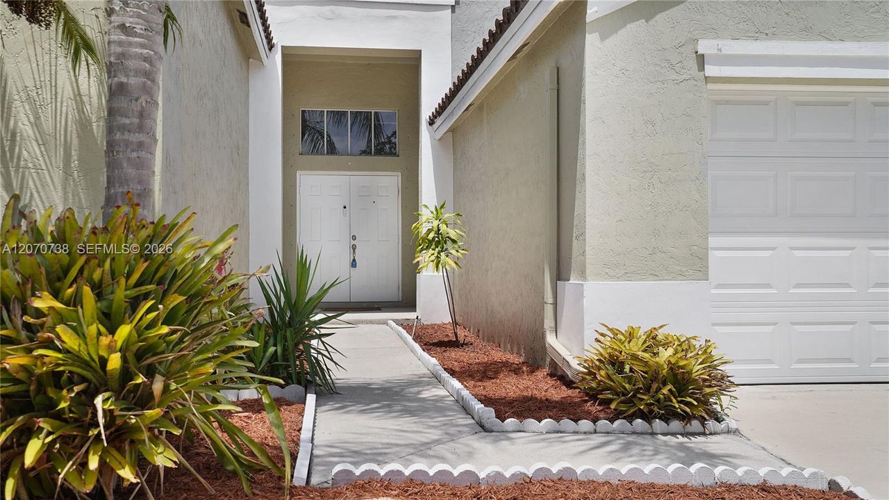 For Sale: $888,000 (4 beds, 2 baths, 2055 Square Feet)