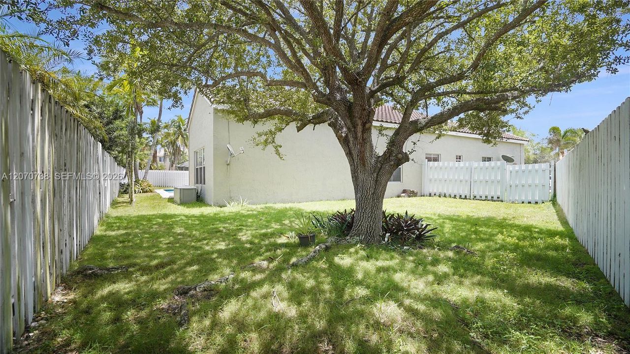 For Sale: $888,000 (4 beds, 2 baths, 2055 Square Feet)