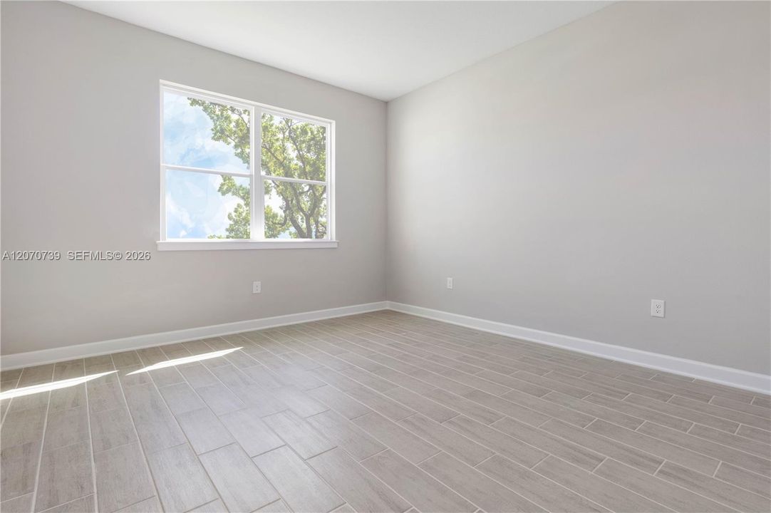 For Sale: $384,900 (3 beds, 2 baths, 1983 Square Feet)