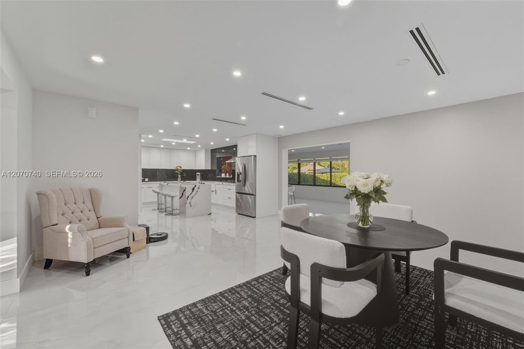 For Sale: $1,250,000 (3 beds, 3 baths, 3434 Square Feet)