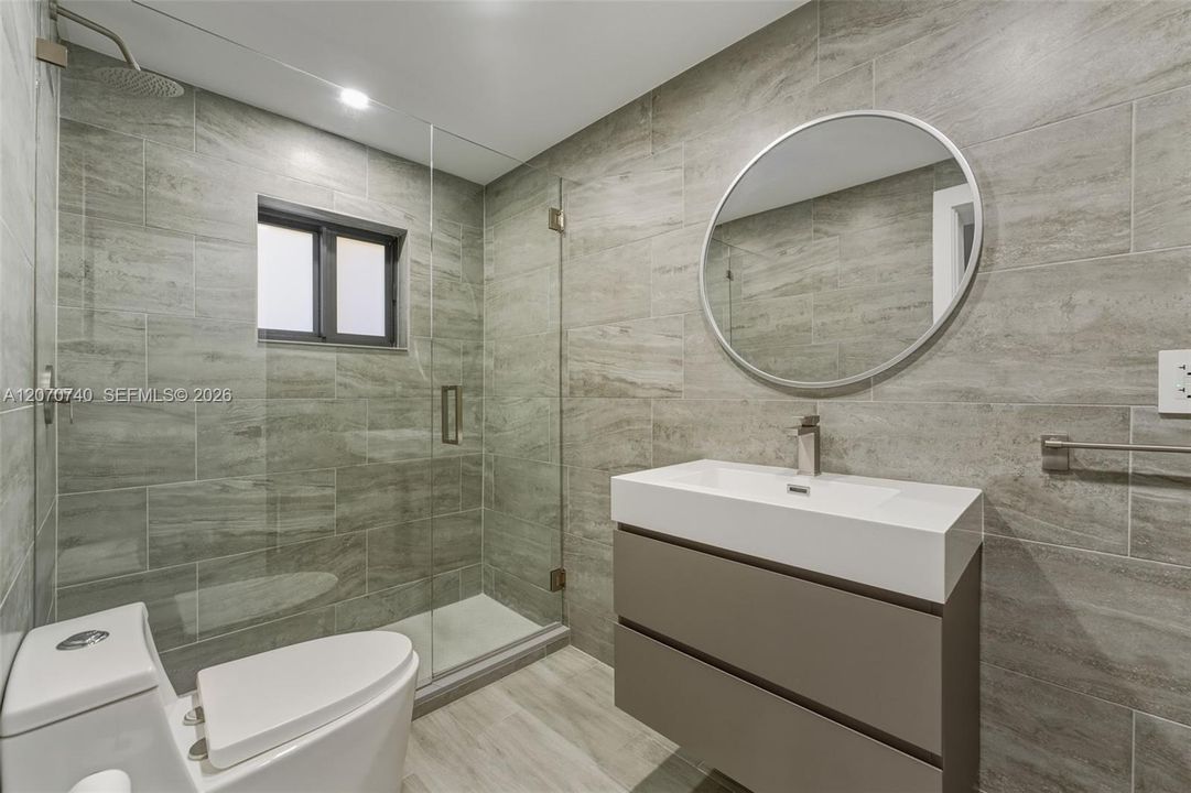 For Sale: $1,250,000 (3 beds, 3 baths, 3434 Square Feet)