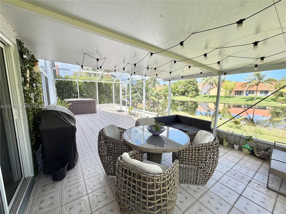 For Rent: $4,200 (3 beds, 2 baths, 1637 Square Feet)