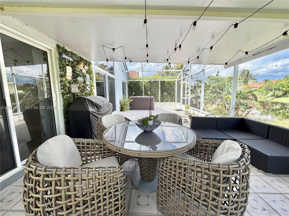 For Rent: $4,200 (3 beds, 2 baths, 1637 Square Feet)