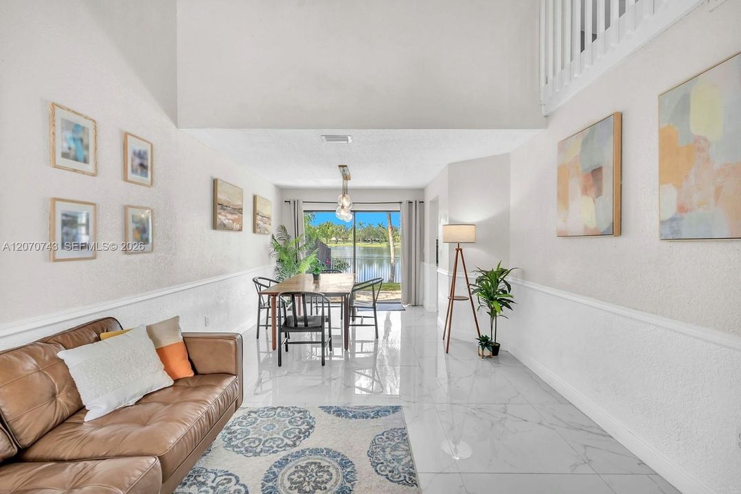 En Venta: $650,000 (4 camas, 2 baños, 2142 Pies cuadrados)