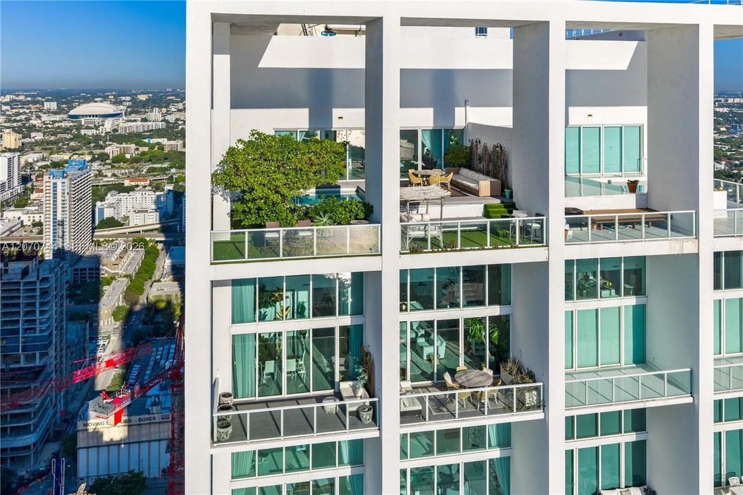 En Venta: $6,499,000 (6 camas, 5 baños, 5231 Pies cuadrados)