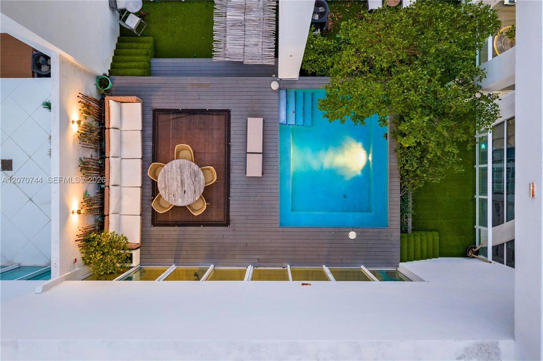 En Venta: $6,499,000 (6 camas, 5 baños, 5231 Pies cuadrados)