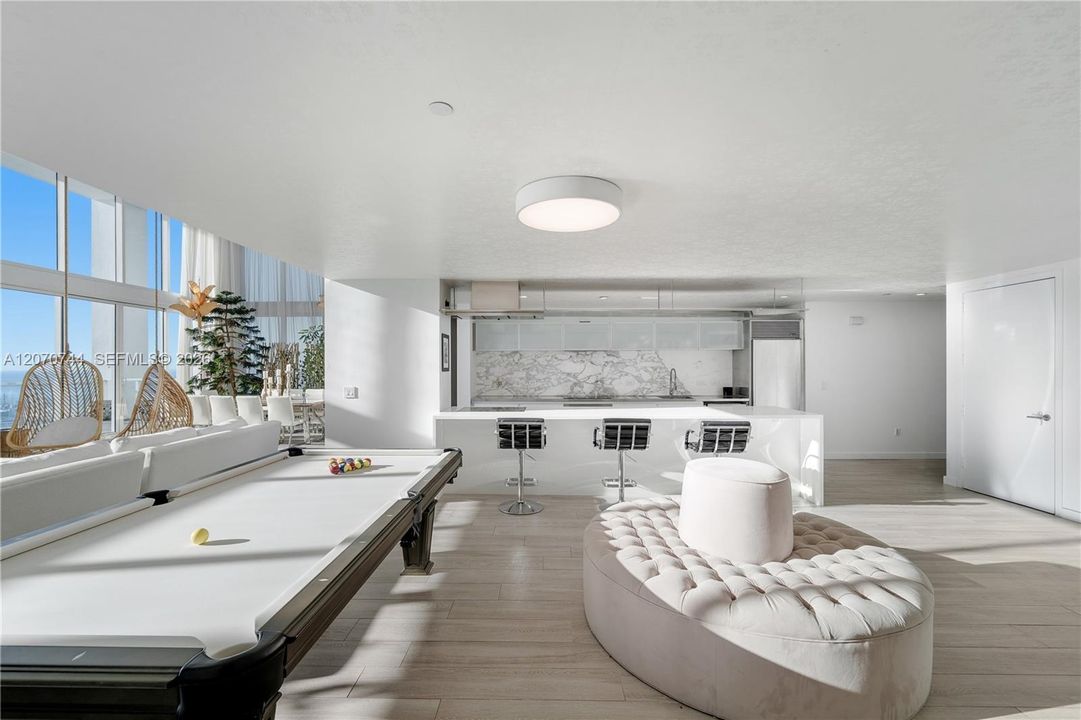 En Venta: $6,499,000 (6 camas, 5 baños, 5231 Pies cuadrados)