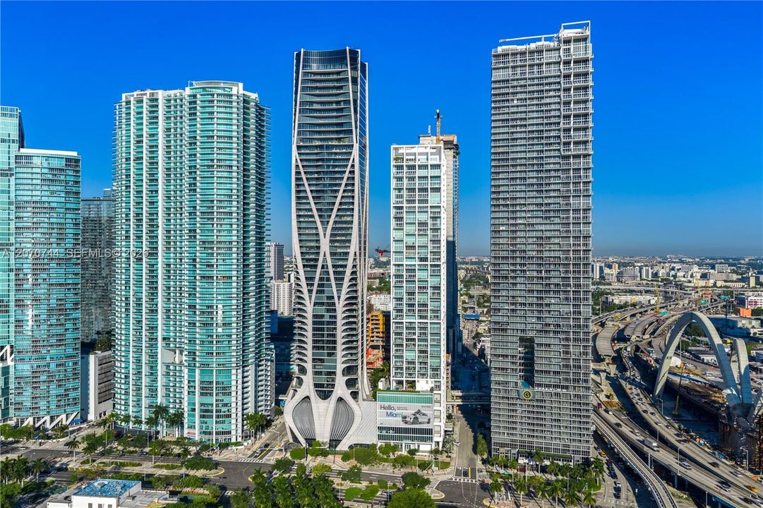 En Venta: $6,499,000 (6 camas, 5 baños, 5231 Pies cuadrados)