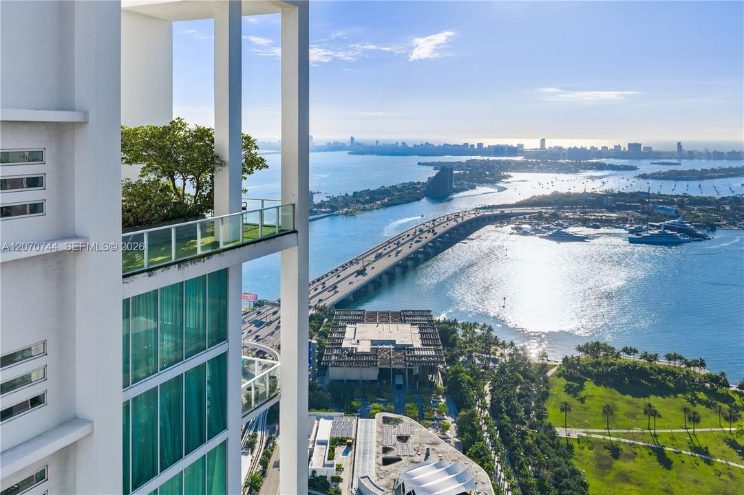 En Venta: $6,499,000 (6 camas, 5 baños, 5231 Pies cuadrados)